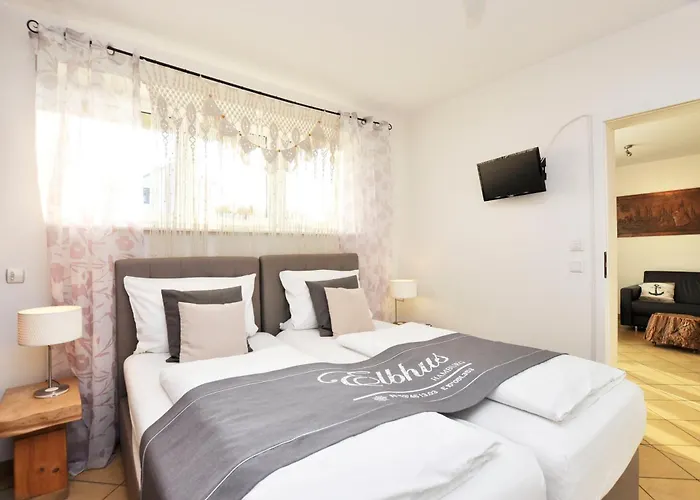 Elbhus Apartament
